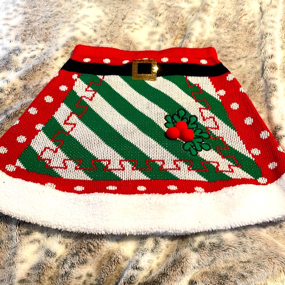 MRS.Claus mini skirt NWOT costume